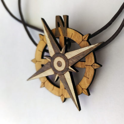 boussole en bois pendentif