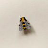 bijou de masque ou broche abeille
