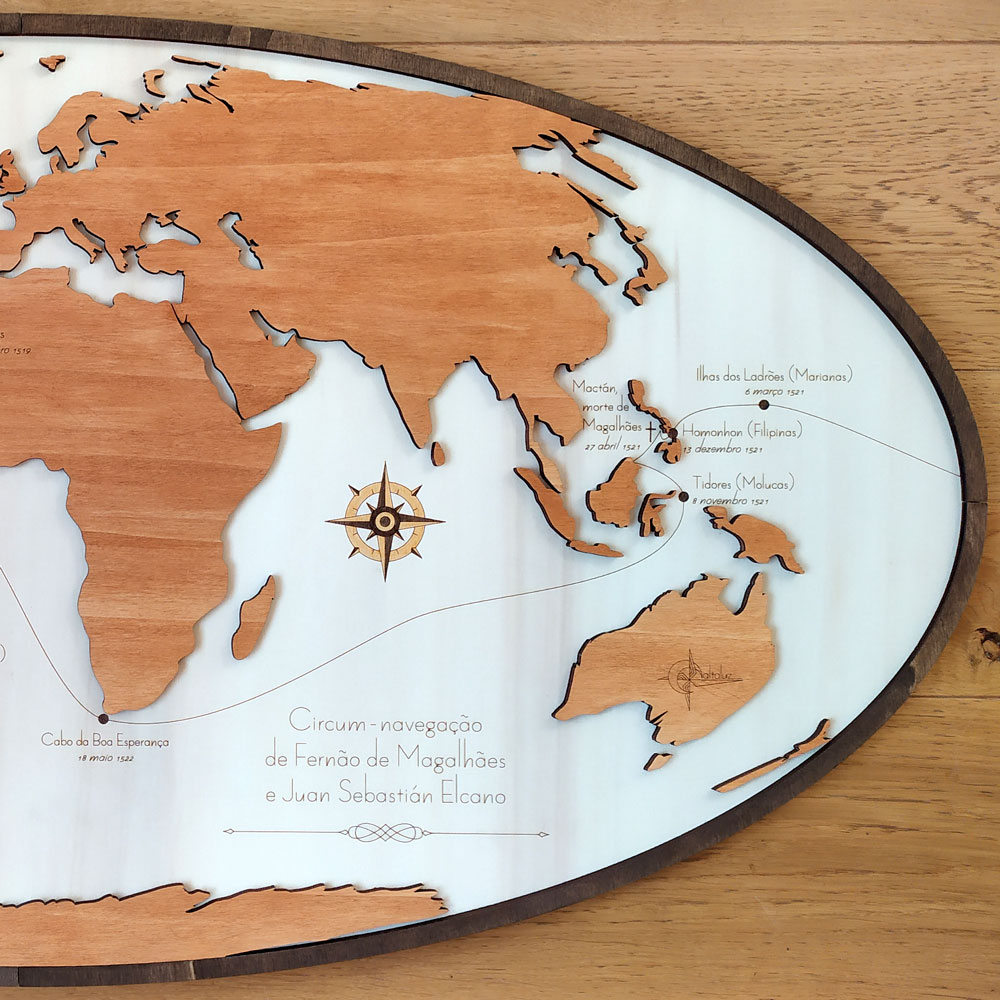 Carte du monde personnalisée, décoration en bois - Altaluz