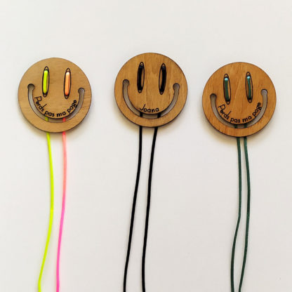 marque-page en bois smiley