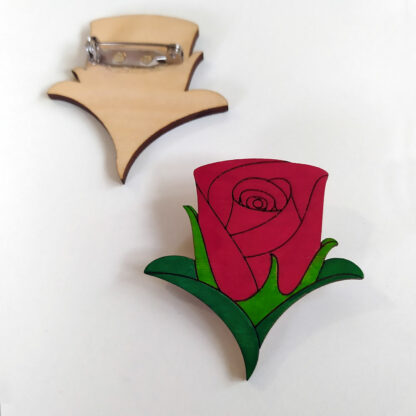 Broche rose rouge en bois