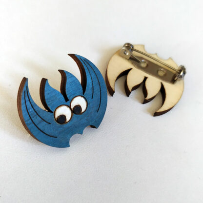 Broche chauve-souris, bois et inox