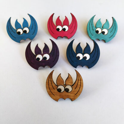 Broches chauve-souris couleur