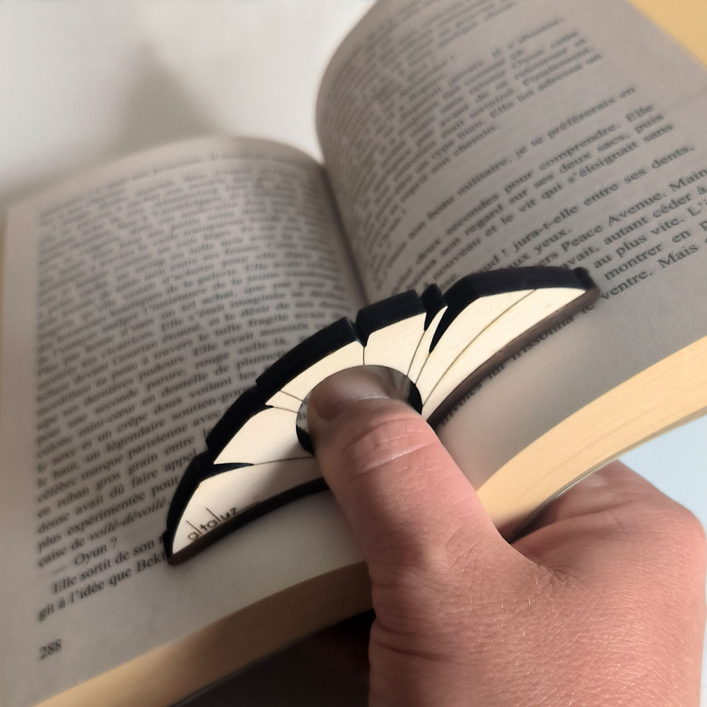 bague-de-lecture_livre_ouvert_l Bague de lecture en bois en forme de livre