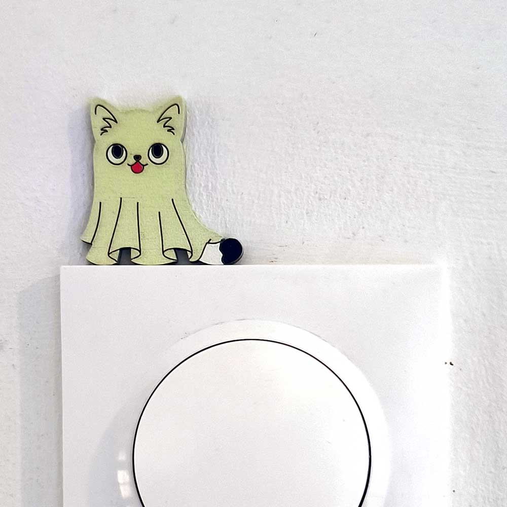 decoration_interrupteur_chat_fantome_l décoration interrupteur chaton fantôme