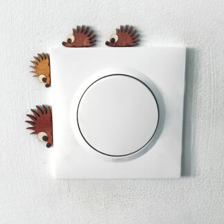 Décoration interrupteur hérissons en bois